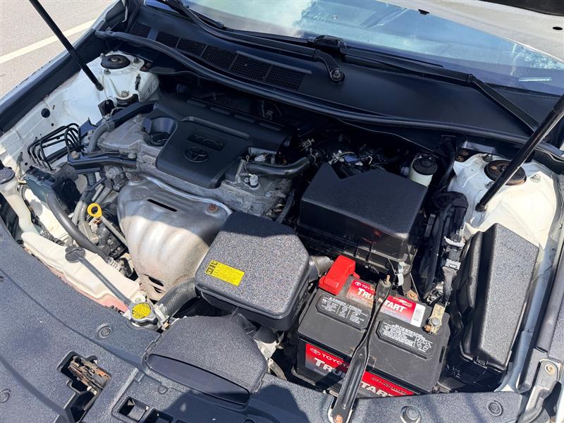 2015 Toyota Camry LE - Photo 27