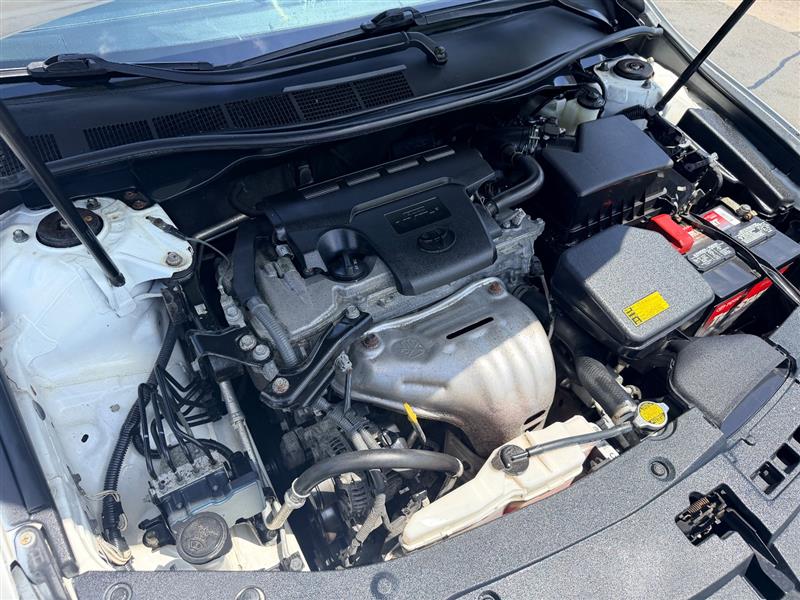 2015 Toyota Camry LE - Photo 28
