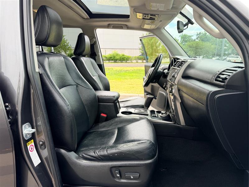 2012 Toyota 4Runner Limited - Photo 27