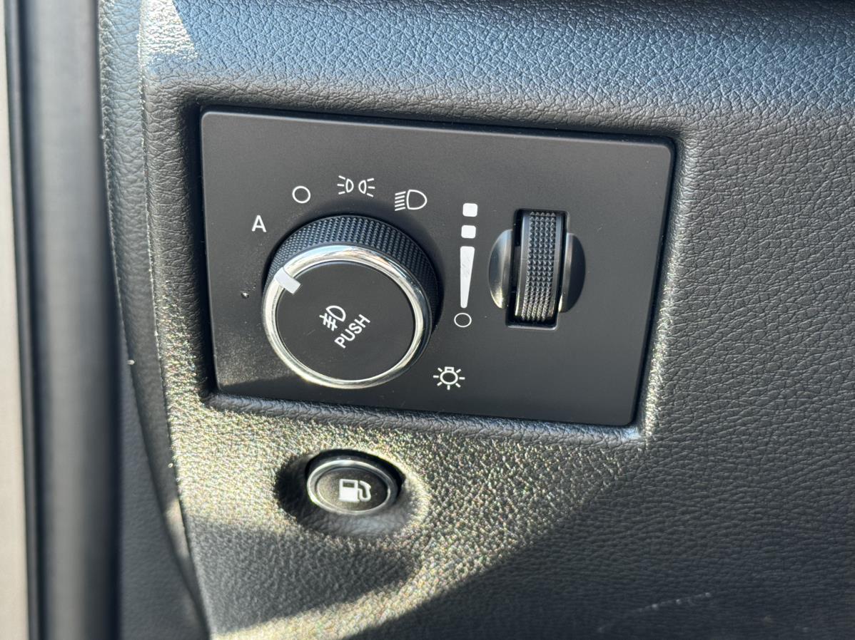 2015 Jeep Grand Cherokee Limited - Photo 26