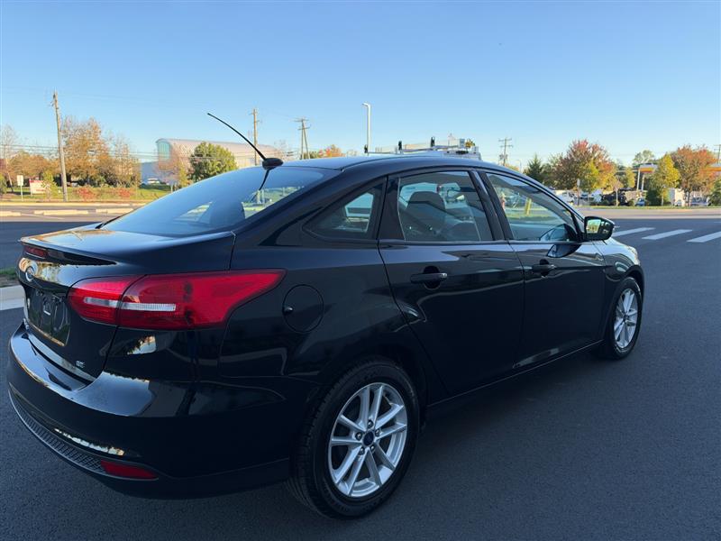 Vehicle photo 16