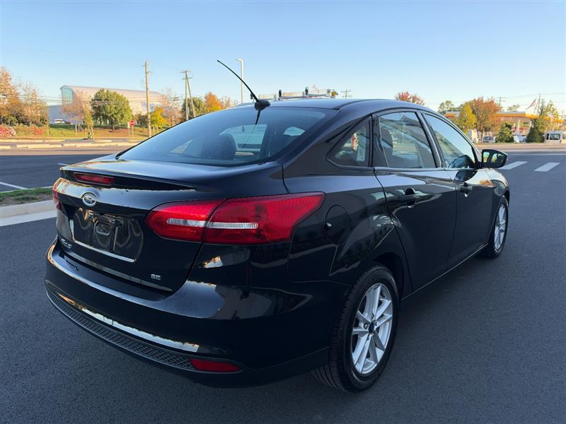 Vehicle photo 17