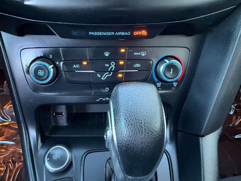 Vehicle photo 36