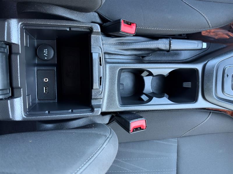 Vehicle photo 38