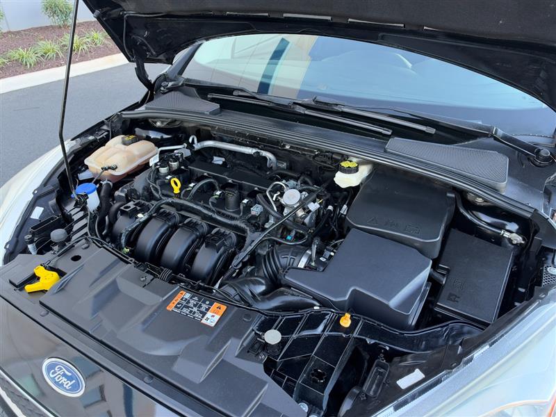 Vehicle photo 41