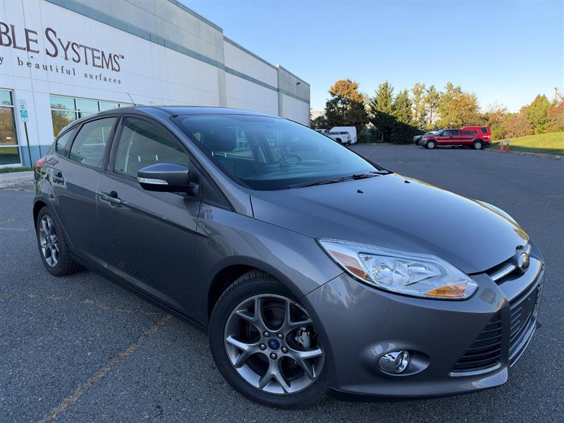 Vehicle photo 11