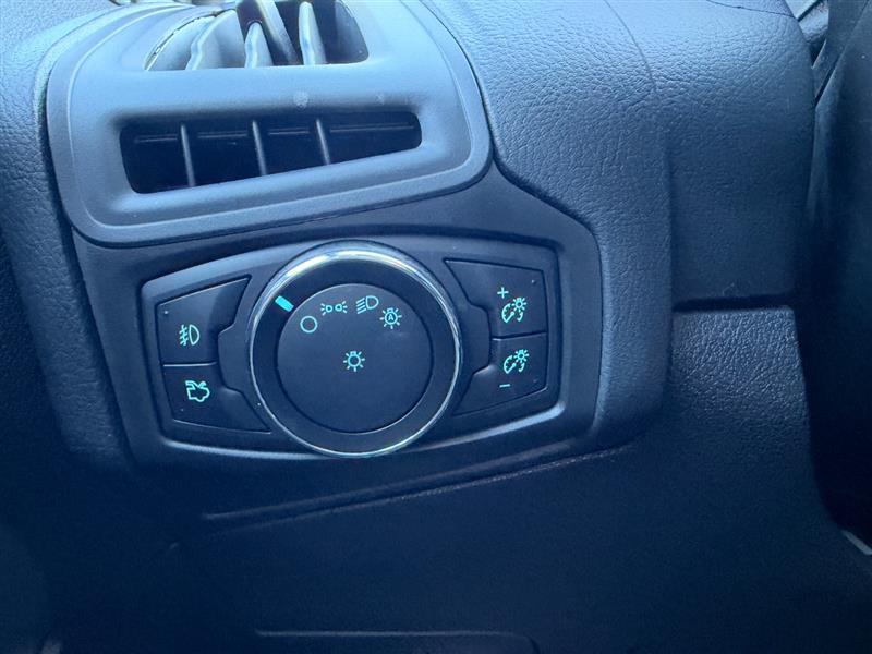 Vehicle photo 36