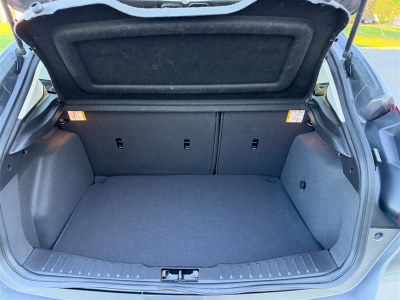 Vehicle photo 42