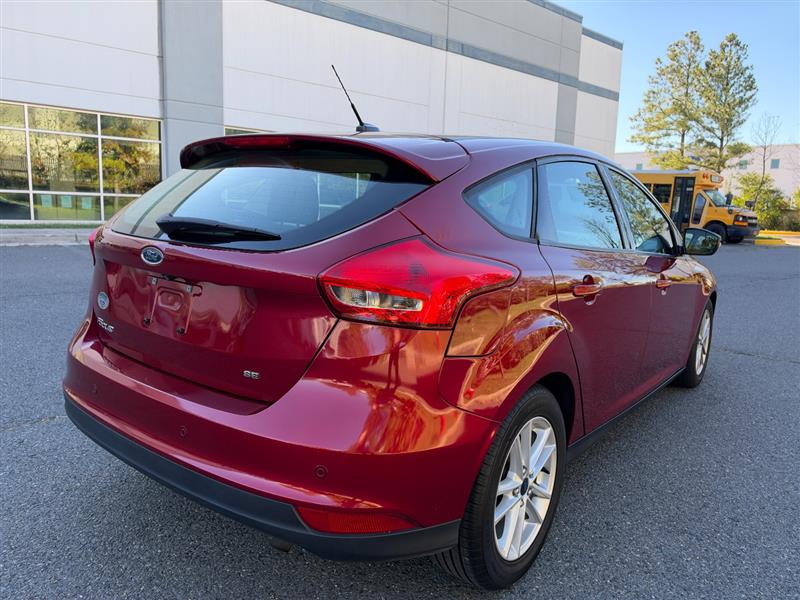 Vehicle photo 19