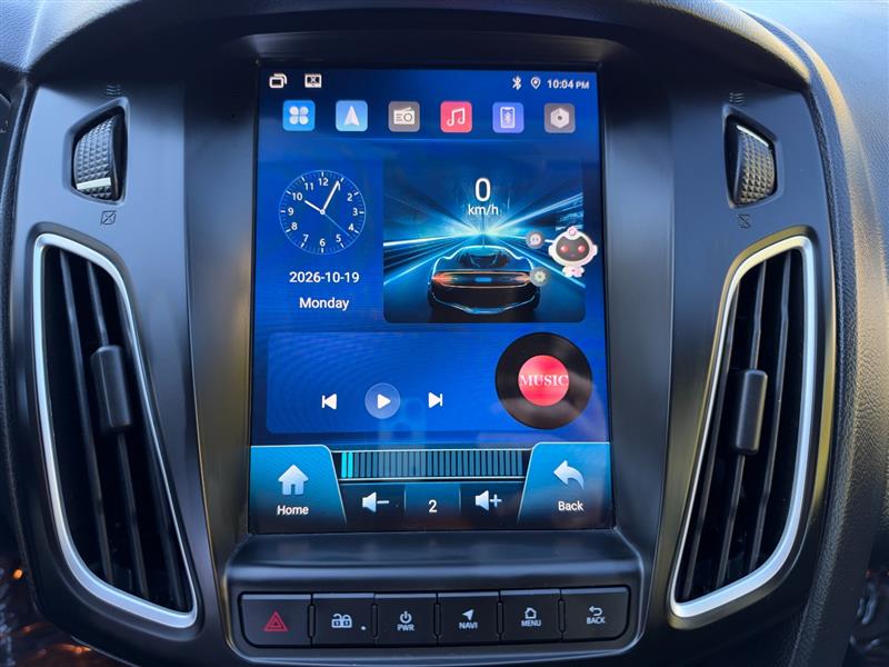 Vehicle photo 37