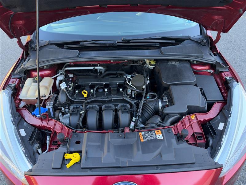 Vehicle photo 42