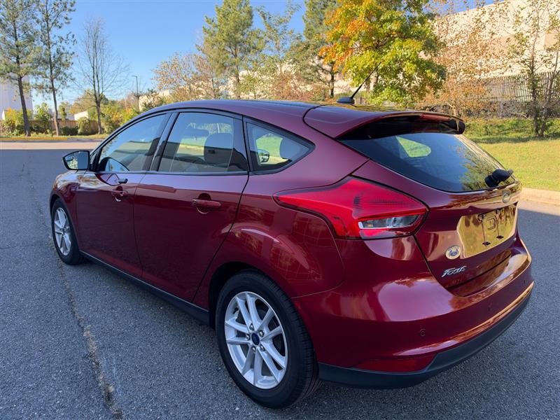 Vehicle photo 8