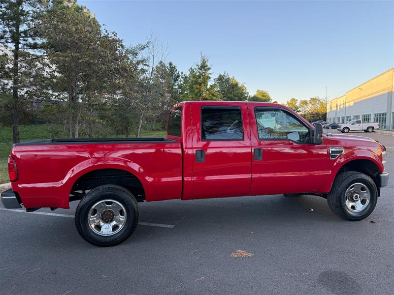 Vehicle photo 19