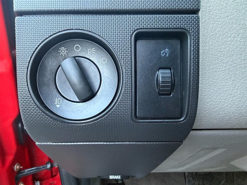 Vehicle photo 42