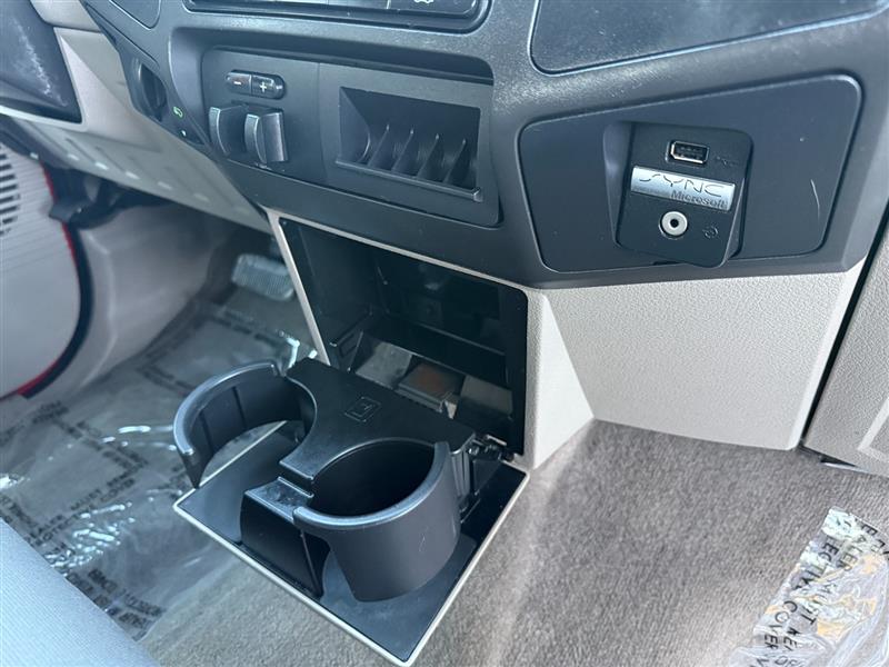 Vehicle photo 47