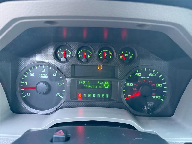 Vehicle photo 57