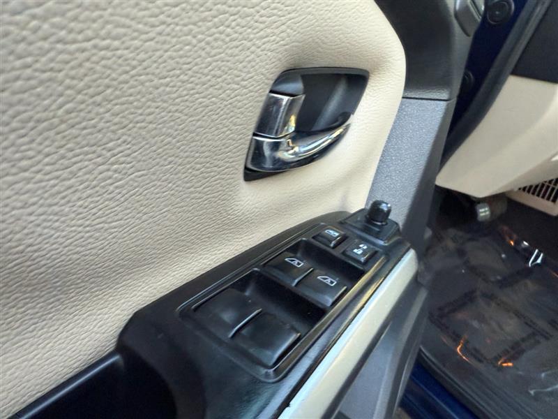 Vehicle photo 20