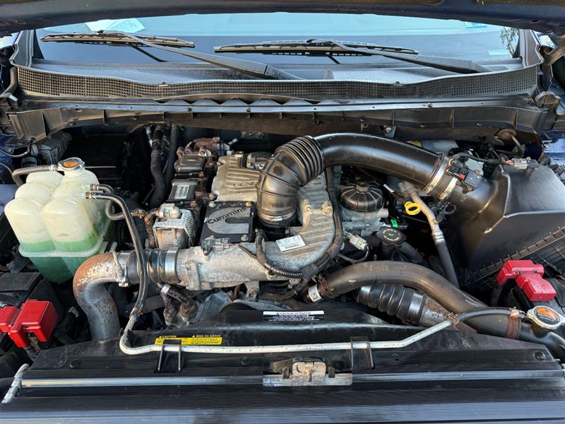 Vehicle photo 50