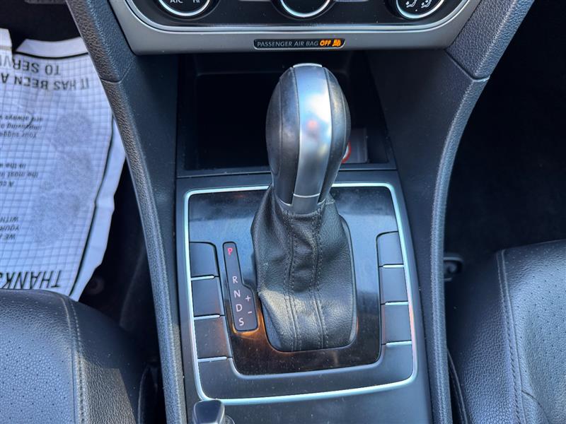 Vehicle photo 40