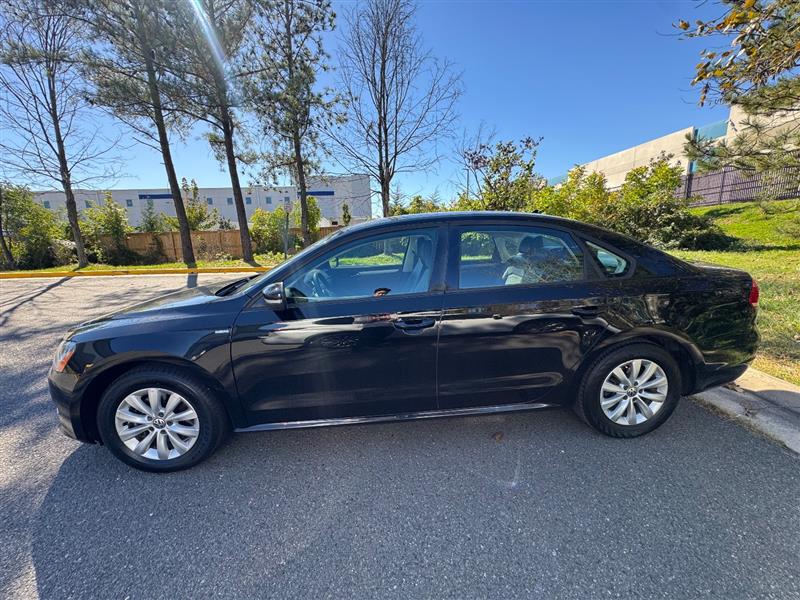 Vehicle photo 5
