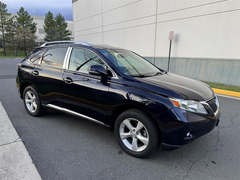Vehicle photo 14