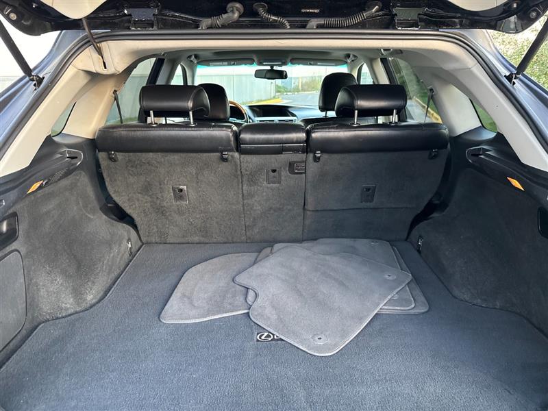 Vehicle photo 47
