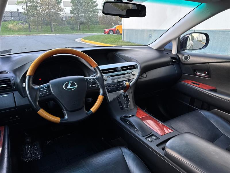 Vehicle photo 20