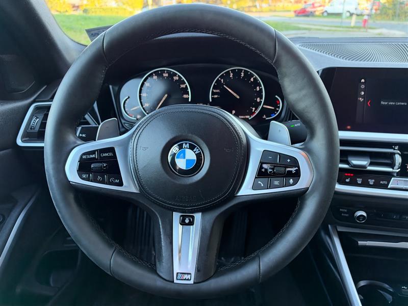 Vehicle photo 38