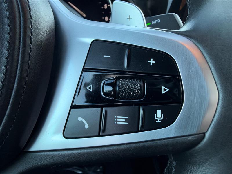Vehicle photo 40