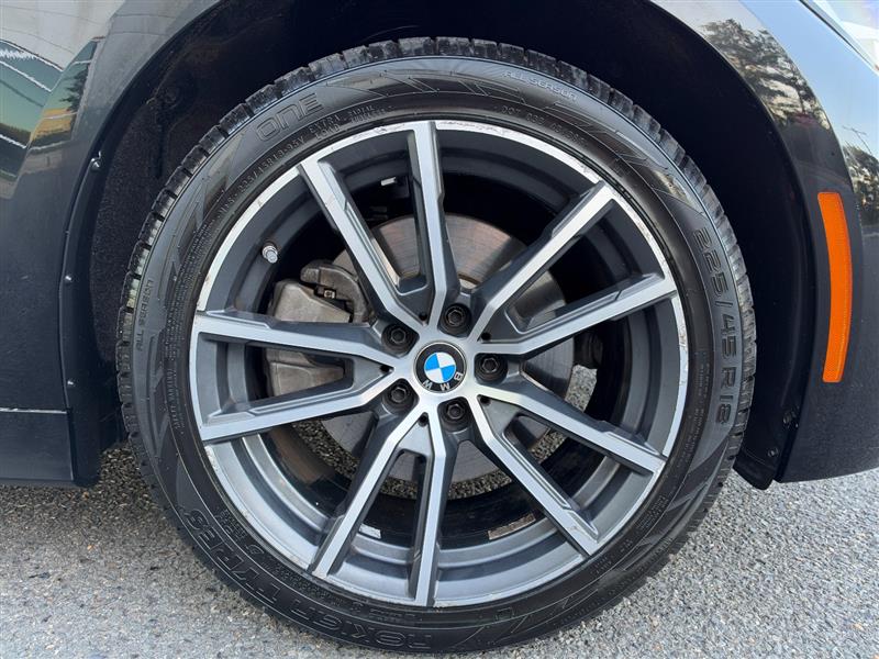 Vehicle photo 53