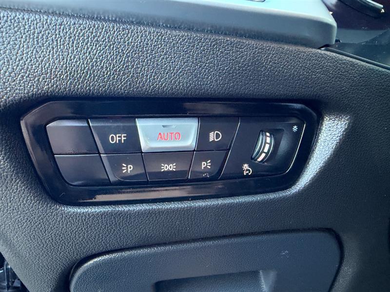 Vehicle photo 55