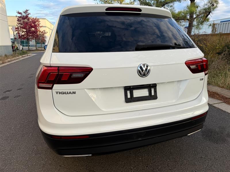 2018 Volkswagen Tiguan S - Photo 11