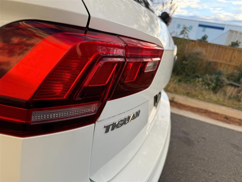 2018 Volkswagen Tiguan S - Photo 18