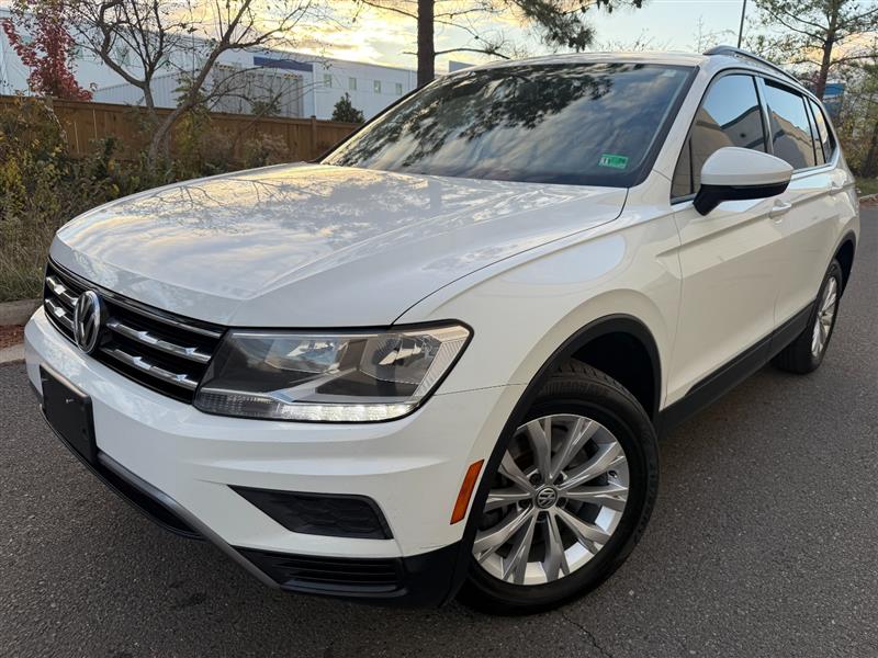 2018 Volkswagen Tiguan S - Photo 2