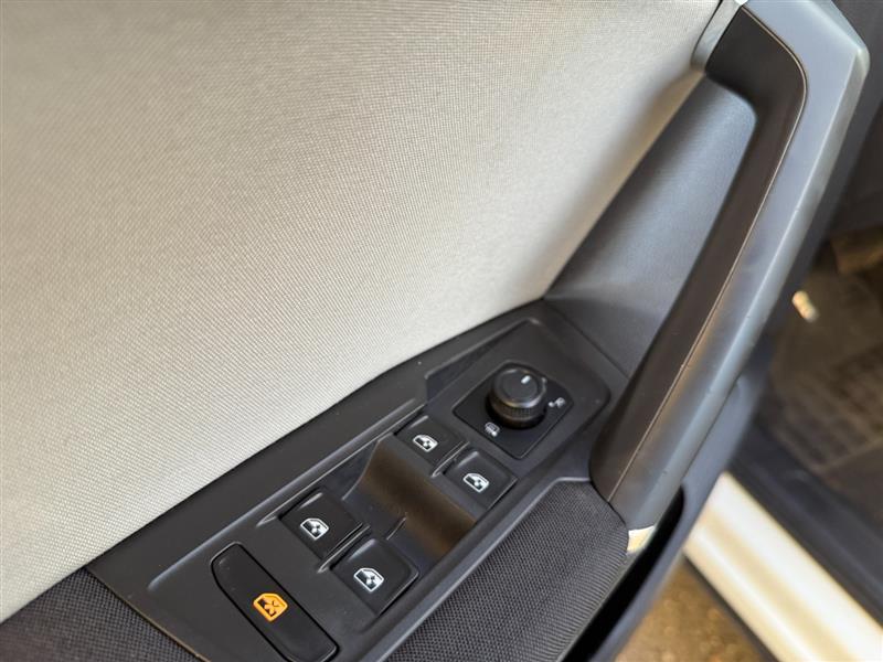 2018 Volkswagen Tiguan S - Photo 21