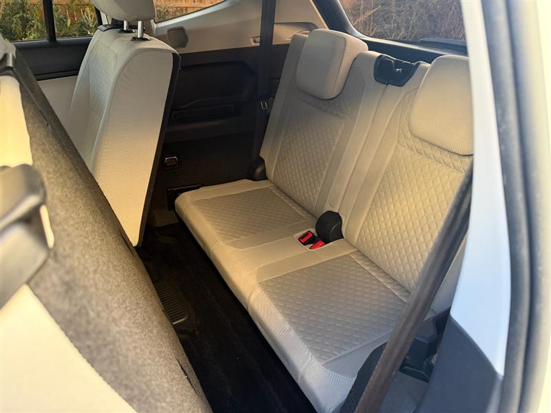2018 Volkswagen Tiguan S - Photo 36