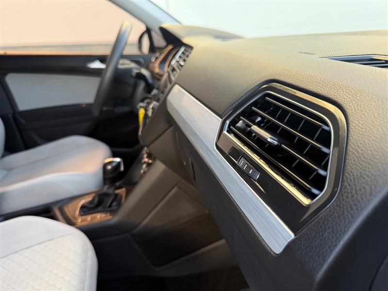 2018 Volkswagen Tiguan S - Photo 52
