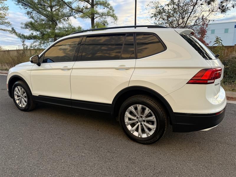 2018 Volkswagen Tiguan S - Photo 9