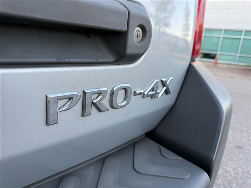 Vehicle photo 20