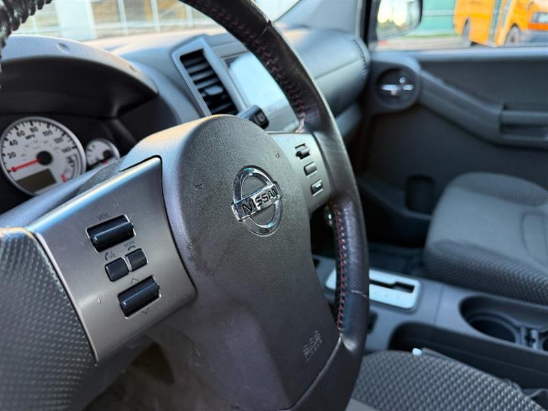 Vehicle photo 26