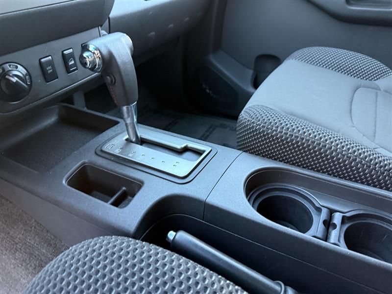 Vehicle photo 27