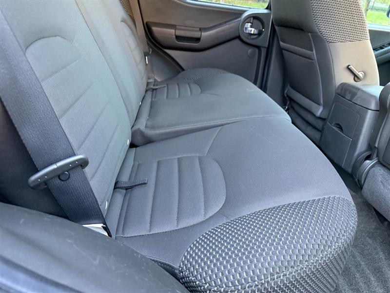 Vehicle photo 38