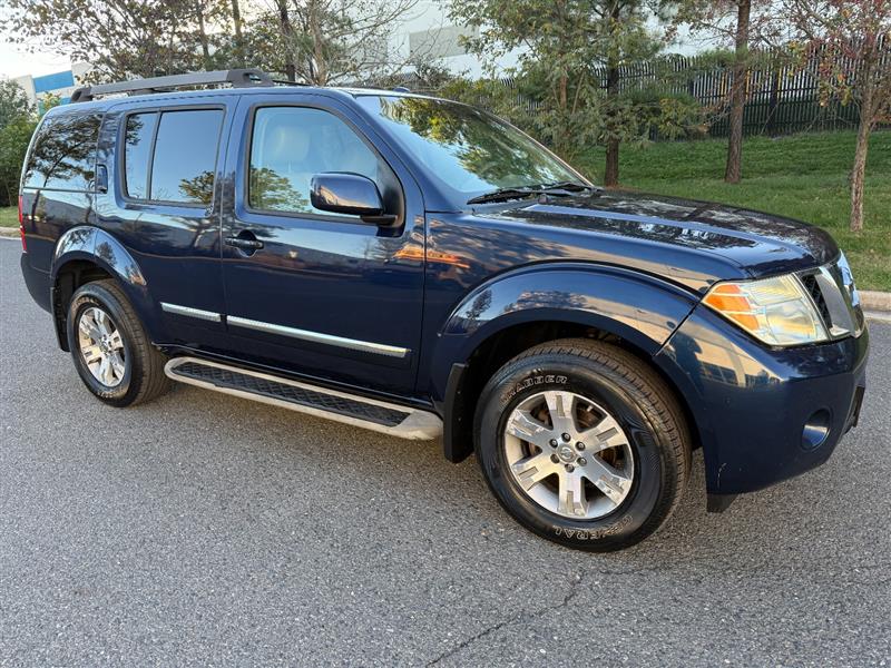 Vehicle photo 14