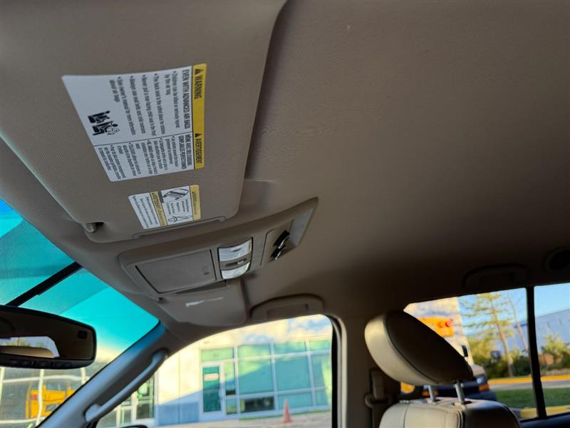 Vehicle photo 27