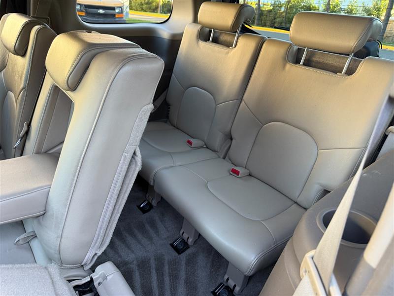Vehicle photo 35