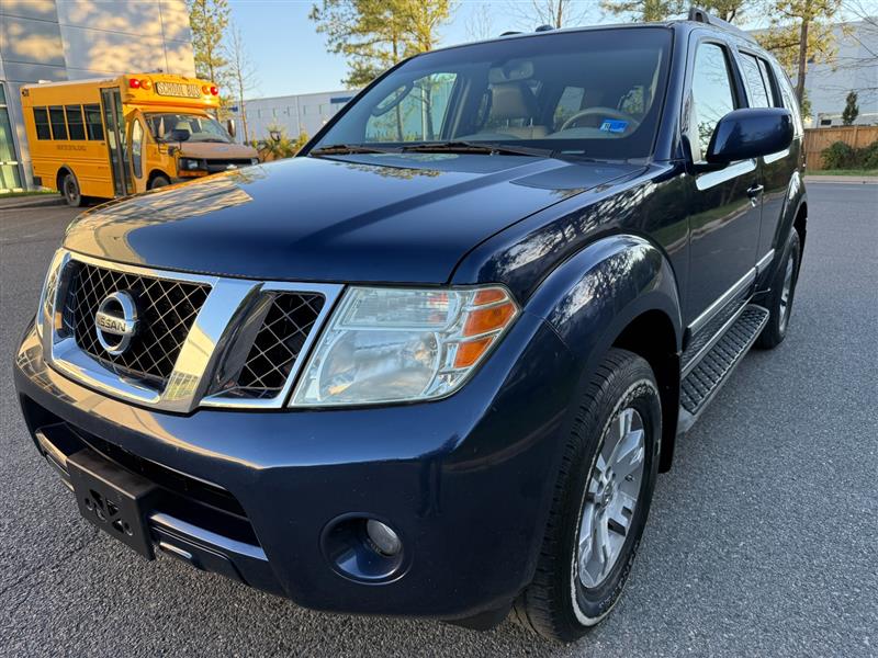 Vehicle photo 4