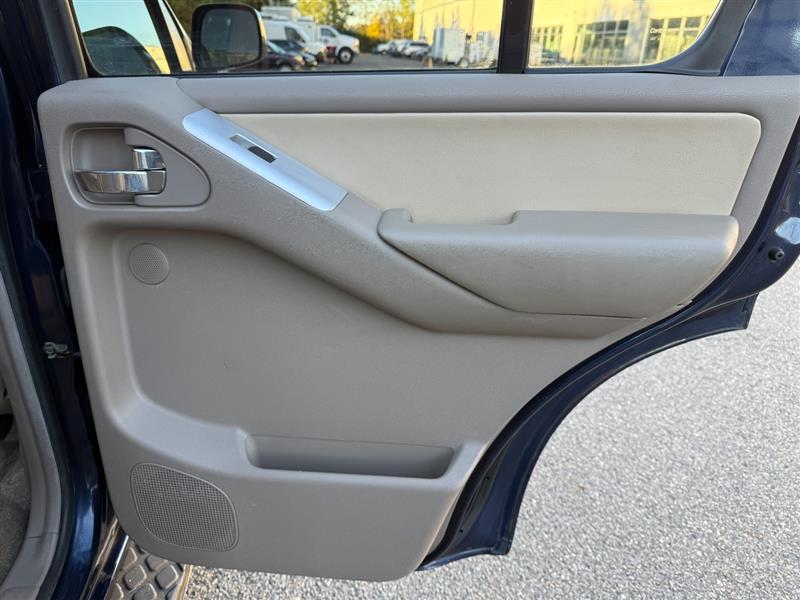 Vehicle photo 41