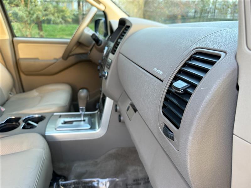 Vehicle photo 48