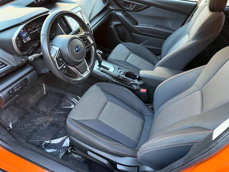 Vehicle photo 18