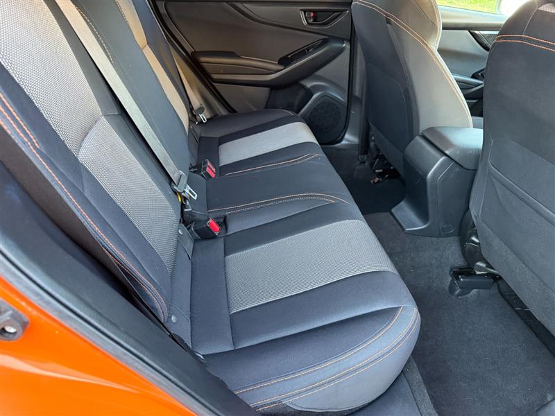 Vehicle photo 38